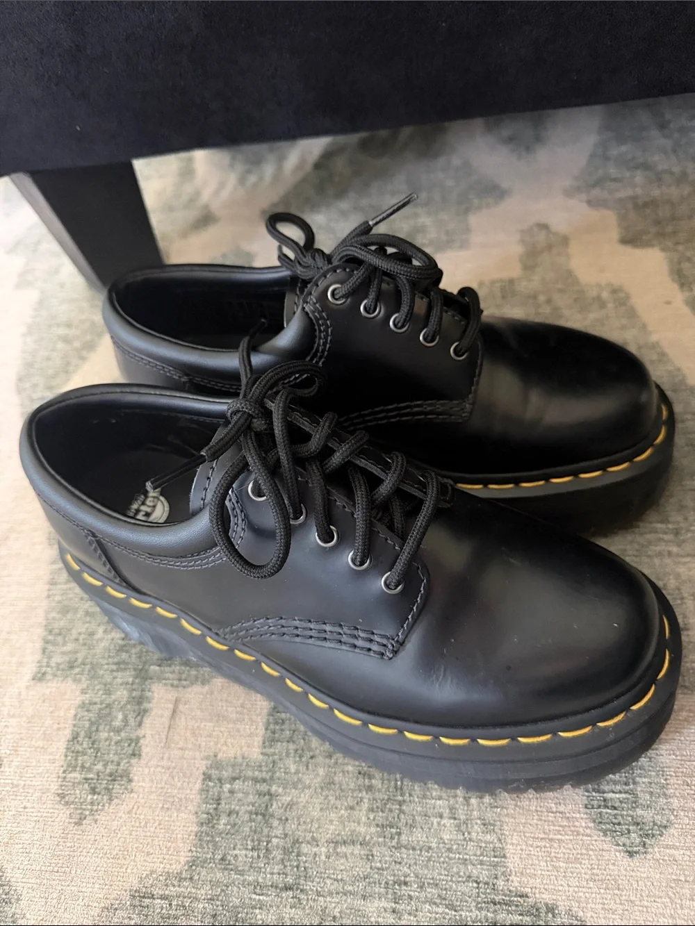 Doc Dr. Martens 8053 Quad Women's size 7 Platform Oxfords Black Leather Oxfords